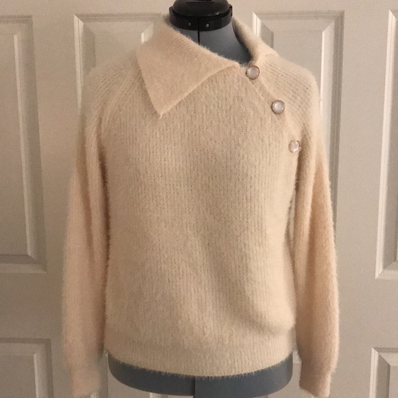 Soft Cozy Bellezza Republic Ivory Cream Off White Envelope Neck Sweater Size S… - Picture 1 of 16